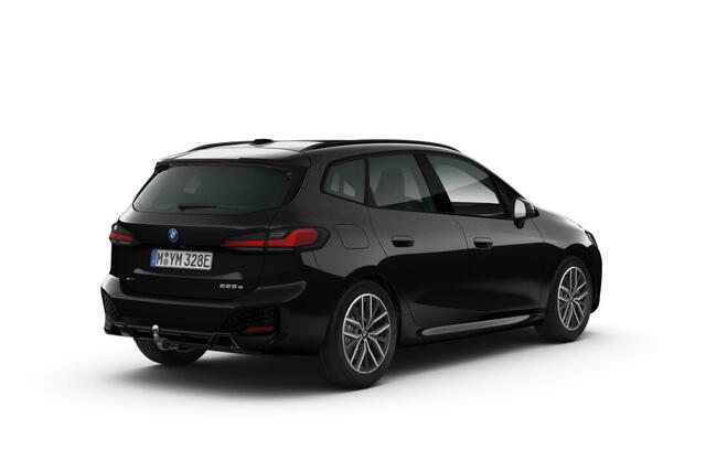 BMW 2-SERIE Active Tourer 225e xDrive | M Sportpakket | Premium Pack | Travel Pack | Trekhaak