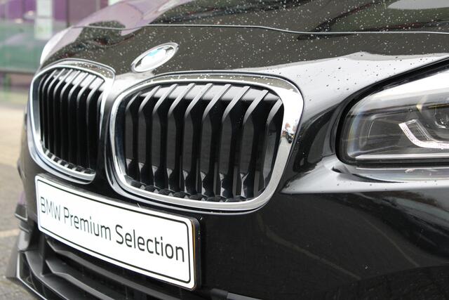 BMW 2-SERIE Active Tourer 218i High Executive Automaat / Panoramadak / Sportstoelen / Head-Up / LED / Cruise Control / Stoelverwarming