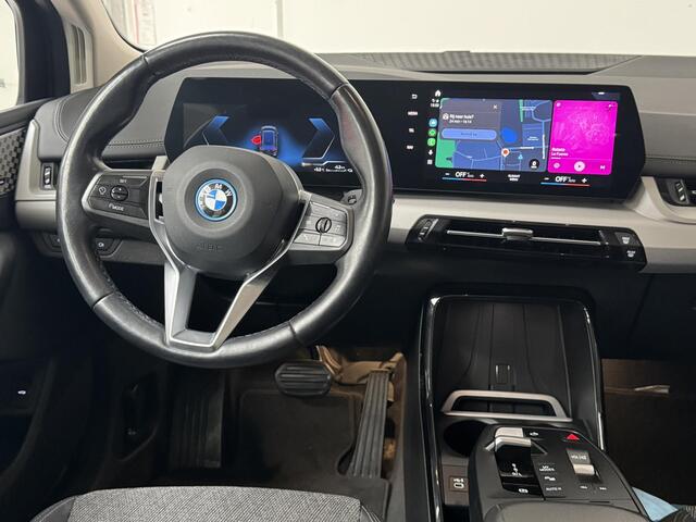 BMW 2-SERIE Active Tourer 225e xDrive | Navigatie | Camera | Harman / Kardon | BMW LED |