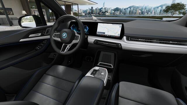 BMW 2-SERIE Active Tourer 225e xDrive High Executive M Sport Automaat / Trekhaak / Panoramadak / M Adaptief onderstel / Sportstoelen / Comfort Access / Head-Up