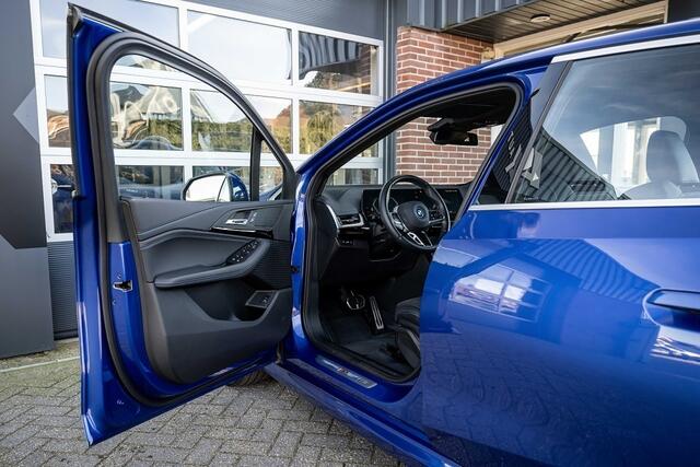 BMW 2-SERIE 225e xDrive M sport | Camera | Keyless | Adapt. Led | Sport Seats | 18 Inch |
