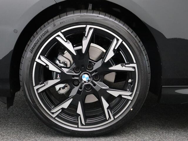 BMW 2-SERIE Gran Coupé 220 M Sportpakket | Driving Assistant Plus | Stuurwielverwarming | 19"