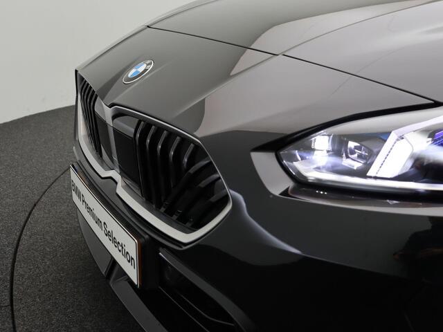 BMW 2-SERIE Gran Coupé 220 M Sportpakket | Driving Assistant Plus | Stuurwielverwarming | 19"