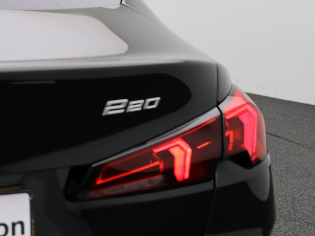 BMW 2-SERIE Gran Coupé 220 M Sportpakket | Driving Assistant Plus | Stuurwielverwarming | 19"