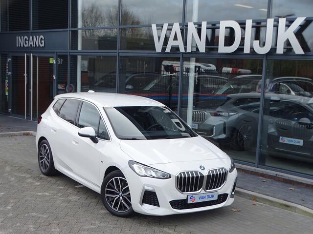 BMW 2-SERIE 218i Active Tourer M Sportpakket Sportstoelen Adaptief M-onderstel Parkeerhulpsysteem 18''LM Velgen