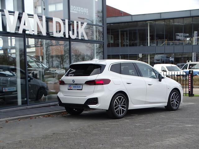 BMW 2-SERIE 218i Active Tourer M Sportpakket Sportstoelen Adaptief M-onderstel Parkeerhulpsysteem 18''LM Velgen