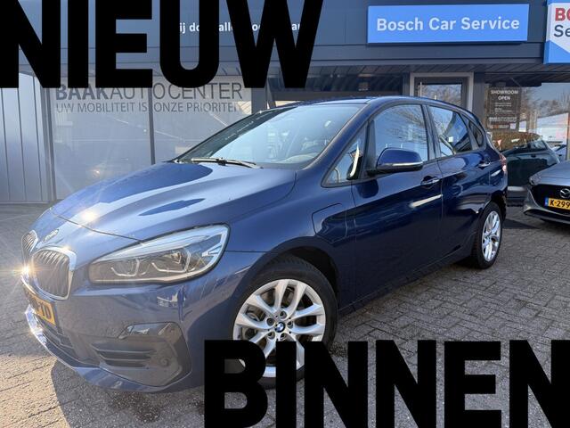BMW 2-SERIE Active Tourer 225xe iPerformance Executive | Leer | Navi | Camera