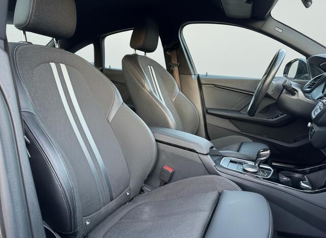 BMW 2-SERIE Gran Coupé 218i Executive Aut 140pk, Navi | Clima