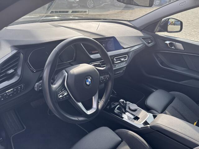 BMW 2-SERIE Gran Coupé 218i Automaat High Executive Full LED / Carplay / All-Seasons