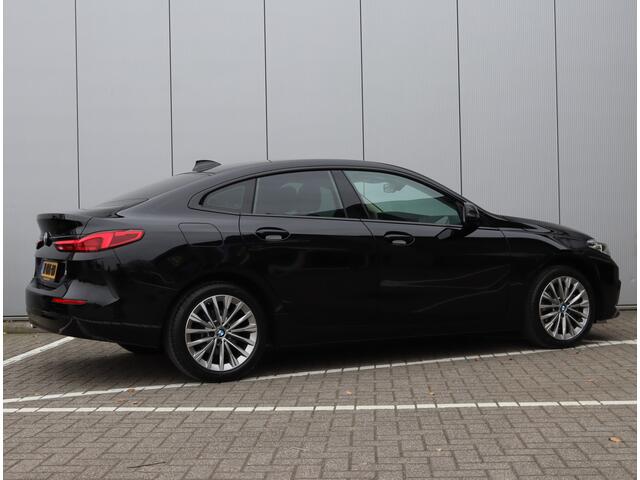 BMW 2-SERIE Gran Coupé 218i Luxury Line | Leder | Stoelverwarming | Org. NL