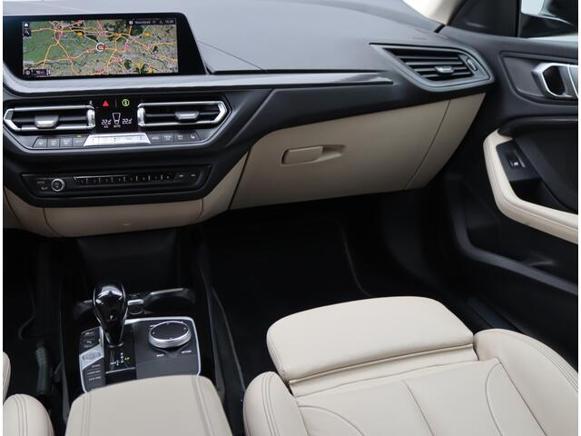 BMW 2-SERIE Gran Coupé 218i Luxury Line | Leder | Stoelverwarming | Org. NL