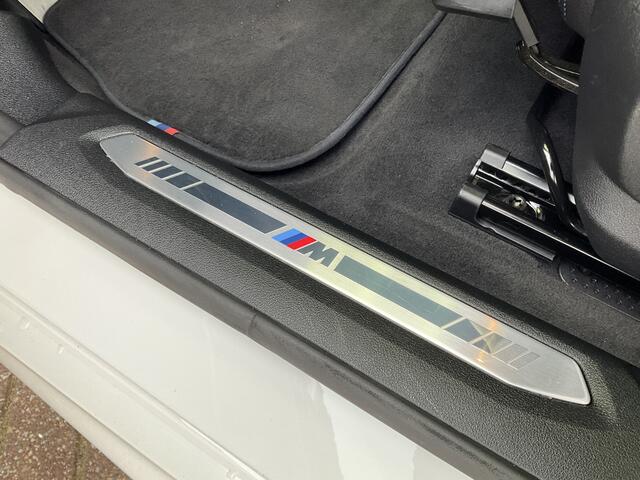 BMW 2-SERIE Gran Coupé 218i M Sport Edition Pano.dak HUD Stoelverw. Carplay Alpinweiß DAB LED