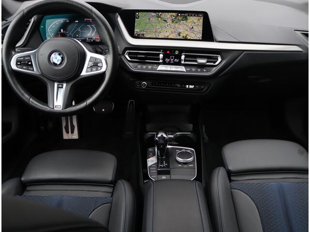 BMW 2-SERIE Gran Coupé 218i High Executive M-Sport | LED | Keyless | 19" | Camera