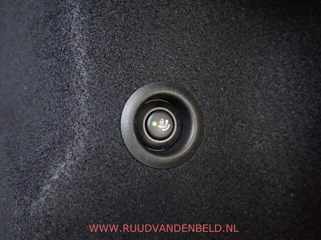 BMW 2-SERIE Active Tourer 225e xDrive SCHUIFDAK / TREKHAAK / CARPLAY / CRUISE / LEER/ NAVI