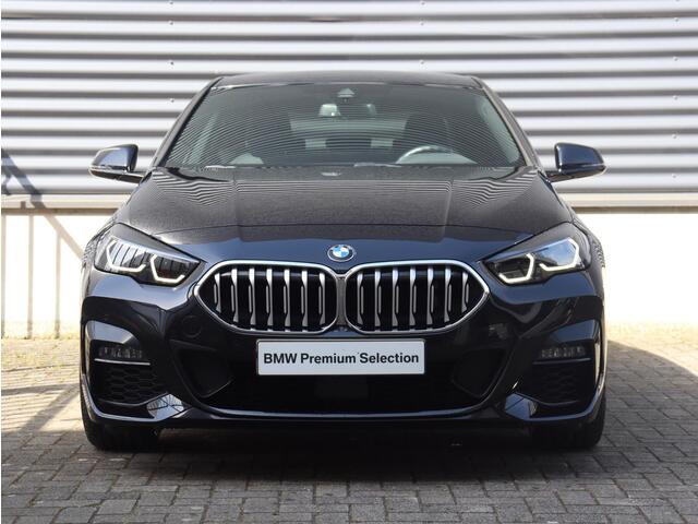 BMW 2-SERIE Gran Coupé 218i | High Executive | M Sportpakket | Harman Kardon | Stuurwiel Verwarmd | Sportstoelen | Camera | M Sportremmen | 19'' LMV