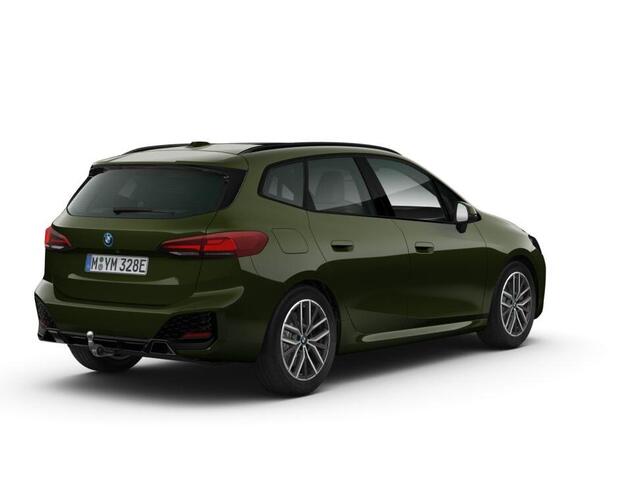 BMW 2-SERIE Active Tourer 225e xDrive M Sportpakket | Travel Pack | Driver Assistant Plus | Stoelen Pakket | Trekhaak Pakket