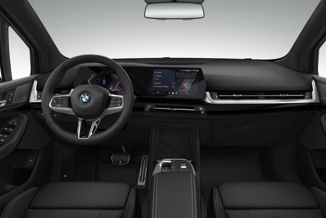 BMW 2-SERIE Active Tourer 225e xDrive | M Sportpakket | Travel Pack | Trekhaak