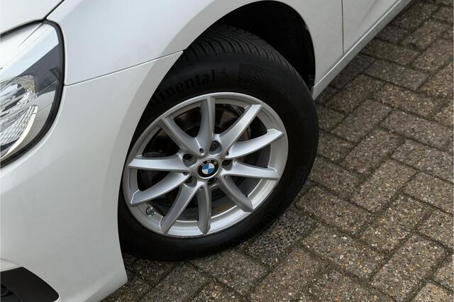 BMW 2-SERIE Active Tourer 216i | BTW | PDC A | Cruise Control | LED