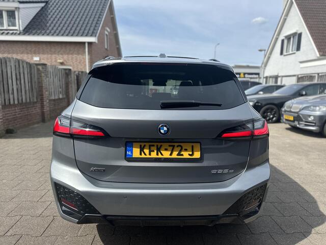 BMW 2-SERIE Active Tourer 225e xDrive M-Sport Pano|360camera|Adaptief