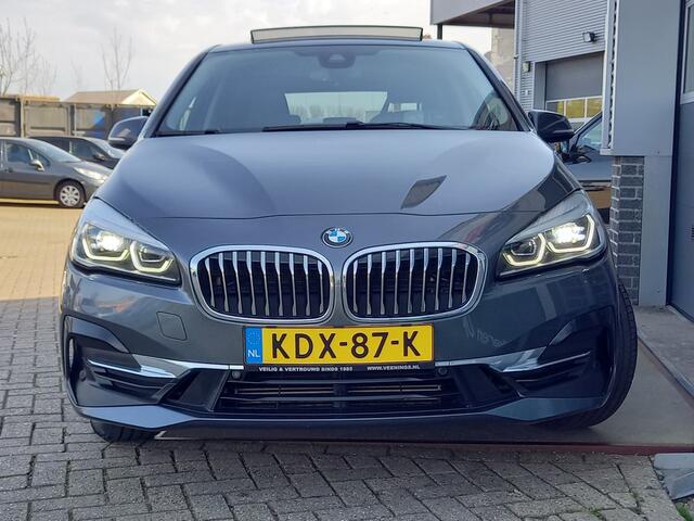 BMW 2-SERIE Active Tourer 225xe iPerformance High Executive PANO - HEAD UP - LEER + VERWARM - KEYLESS -