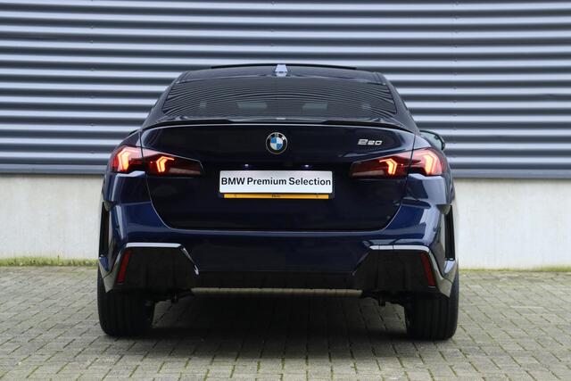 BMW 2-SERIE Gran Coupé 220 | M Sportpakket Pro | Panodak | Head-Up | Harman Kardon | Driving Assistant Plus | Elektr. Stoelen | Parking Assistant Plus | 19'' LMV | Ekris Selection