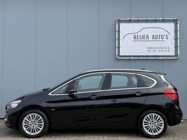 BMW 2-SERIE Active Tourer 216d Corporate Lease Executive Automaat/Trekhaak/Leer.