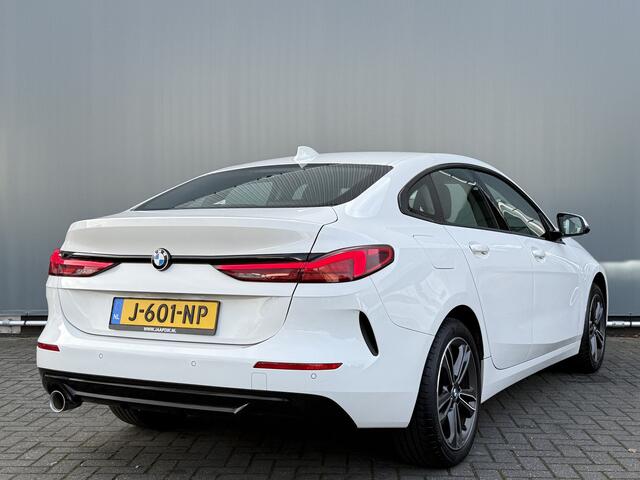 BMW 2-SERIE Gran Coupé BWJ 2020 218i 141 PK Executive AUTOMAAT LEDER | VIRTUAL COCKPIT | STOELVERW. | PDC | NAVI | CLIMA | CRUISE | BLUETOOTH | LMV 17 INCH | MULTIFUNCT. STUURWIEL