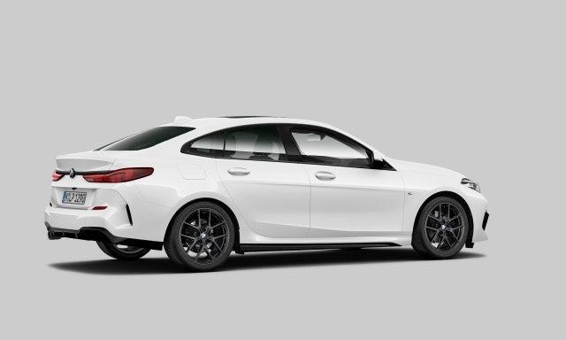 BMW 2-SERIE Gran Coupé 218i M-Sport | Panoramadak | Harman Kardon