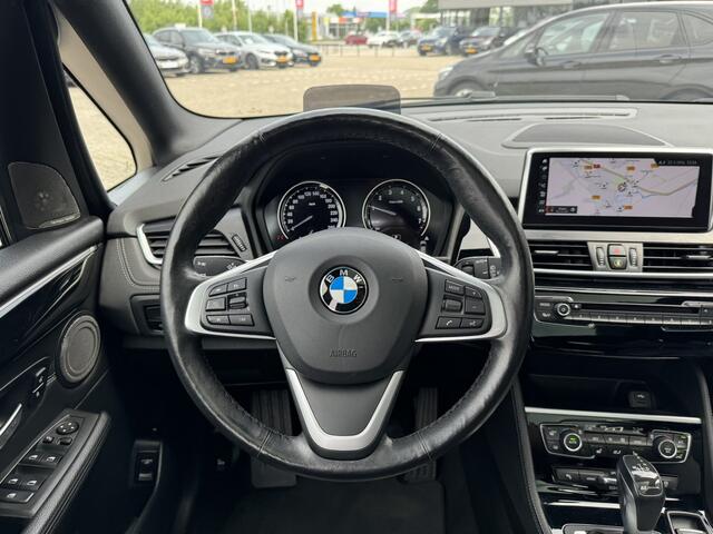 BMW 2-SERIE Active Tourer 225xe iPerformance High Executive LED ACC Panoramadak Stuurwielverwarming Trekhaak Carplay Harman-Kardon Sound