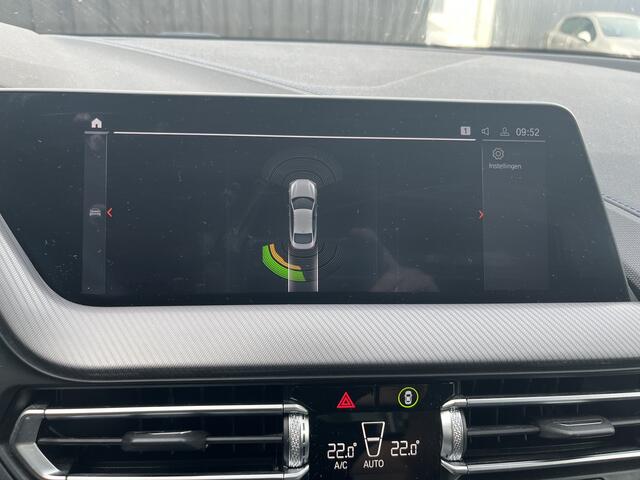 BMW 2-SERIE Gran Coupé 218i M Sport High Executive / Carplay / Clima / Cruise / Led / Sportstoel