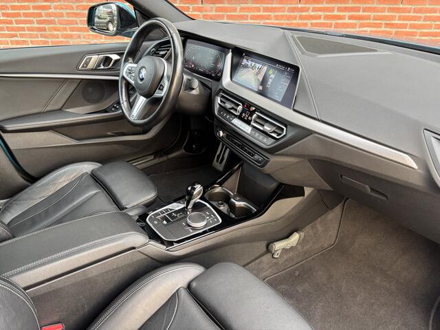 BMW 2-SERIE Gran Coupé 218i High Executive | ///M-Sport | Panoramadak | Stoelverwarming | Leder | Camera |