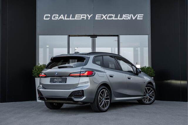 BMW 2-SERIE Active Tourer 225e xDrive - M Sport | Panorama | 360 Camera | Stoelverwarming