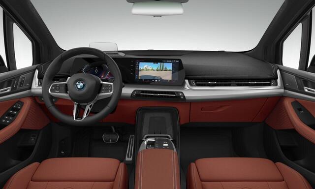 BMW 2-SERIE Active Tourer 225e xDrive High Executive | M Sportpakket | Comfort Pack | Innovation Pack | Panoramadak