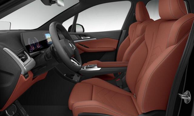 BMW 2-SERIE Active Tourer 225e xDrive High Executive | M Sportpakket | Comfort Pack | Innovation Pack | Panoramadak