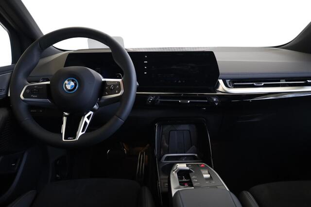 BMW 2-SERIE Active Tourer 225e xDrive M Sport Pro | Panoramadak | Head Up | Harman Kardon | Driving Assistant Plus | Trekhaak