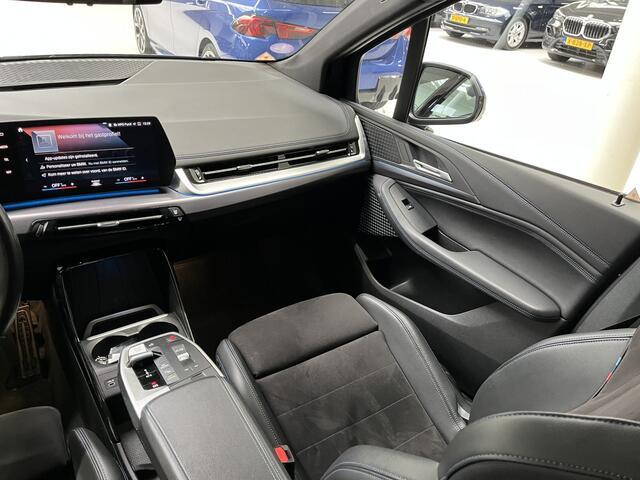 BMW 2-SERIE Active Tourer 218i M-Sport | Driving Assistant Plus | 18" | Massage | Head-Up