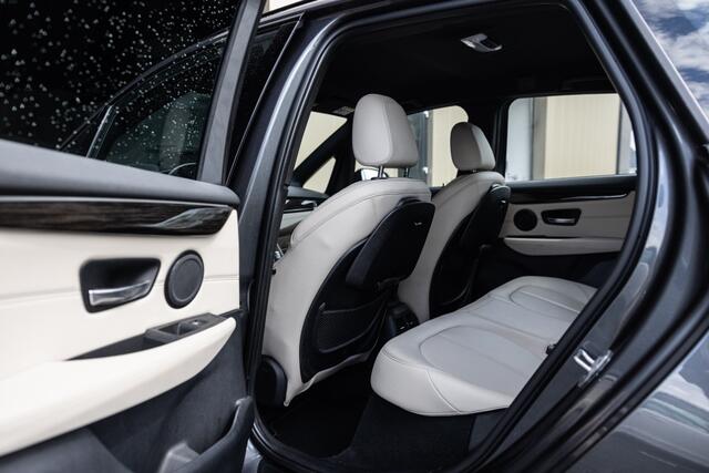 BMW 2-SERIE Active Tourer 225xe iP High Exec. | Memory | HuD | Leder |