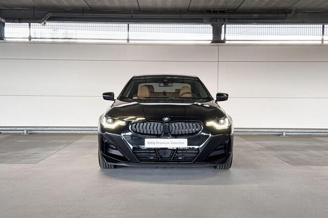 BMW 2-SERIE Coupé 220i | M Sport Pro | Premium Pack | M Interieurlijsten Carbon Fibre | Huisselectie