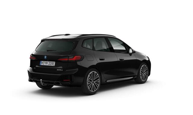 BMW 2-SERIE Active Tourer 225e xDrive | M Sportpakket | Comfort Access | Harman/Kardon | Panoramadak | Head-Up Display