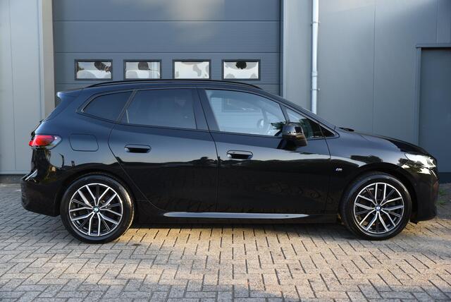 BMW 2-SERIE Active Tourer 223i M Sport - Trekhaak - Massage 360 graden camera
