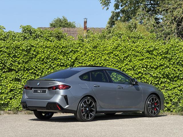 BMW 2-SERIE Gran Coupé 220 | M-Sport Pro | 19'' | Panorama. | Harman/Kardon | Stuur + stoelverw. | Comf. Acc. | Driv. Ass. | Getint glas | Camera