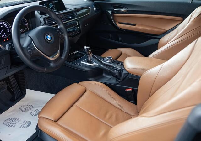 BMW 2-SERIE Cabrio 220iA EDITION-2 ** LED, COGNAC LEDER, NAVI, CAMERA, 17-inch LMV ** 1e EIG - UNFALLFREI ** ** INFORMEER OOK NAAR ONZE AANTREKKELIJKE FINANCIAL-LEASE TARIEVEN **