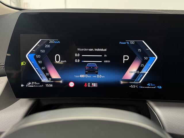 BMW 2-SERIE Active Tourer 225e xDrive | Navigatie | Achteruitrijcamera | Harman / Kardon | BMW LED |