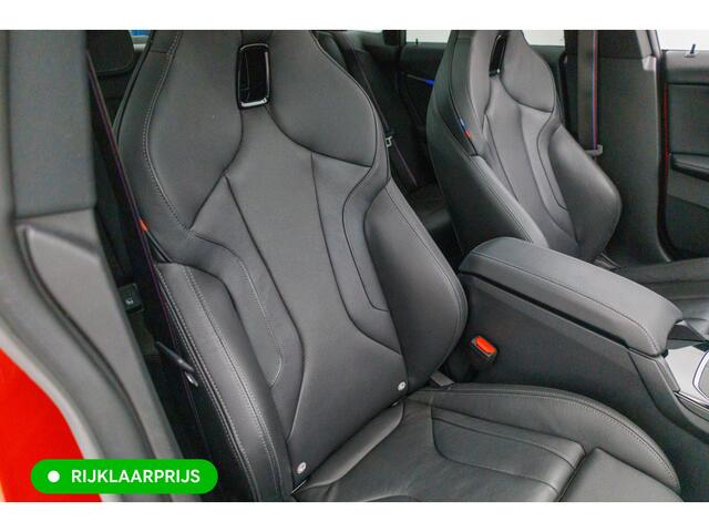 BMW 2-SERIE Gran Coupé 220i M-Sport Plus | Pano | Leer | Harman Kardon | Memory stoelen | Sportstoelen | Headup, Camera, Stoel & Stuurverw.