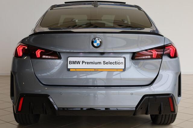 BMW 2-SERIE Gran Coupé 220 | M Sport Pro | Panoramadak | Harman/Kardon | Driving Assistant Plus