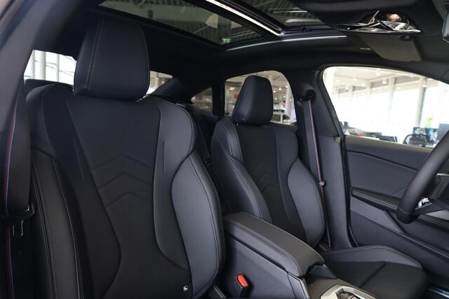 BMW 2-SERIE Gran Coupé 220 | M Sport Pro | Panoramadak | Harman/Kardon | Driving Assistant Plus