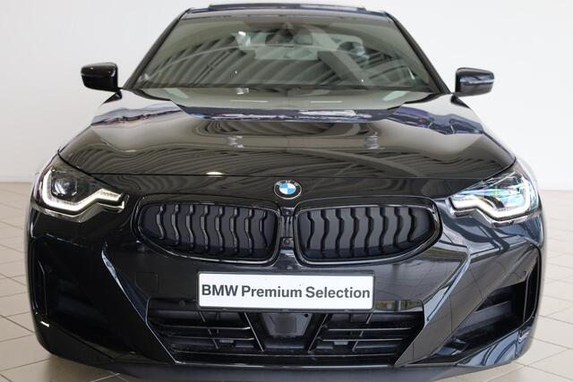 BMW 2-SERIE Coupé 220i | M Sport Pro | Glazen Schuif-/ Kanteldak | Driving Assistant | Elektr. Verstelbare Stoelen