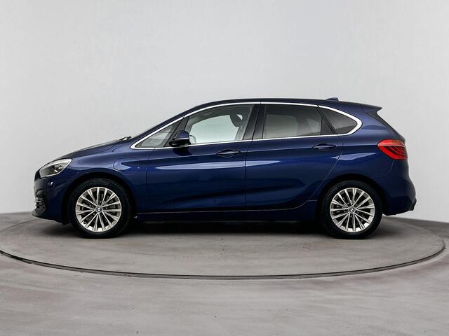 BMW 2-SERIE Active Tourer 225xe iPerformance High Executive | Stoelverwarming | Memory stoelen | Achteruitrij camera | Schuifkanteldak | BOMVOL! |