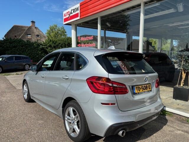 BMW 2-SERIE ACTIVE TOUR. 218i Executive M-pakket, Led, Navi, Clima, Cruise, El. a.klep