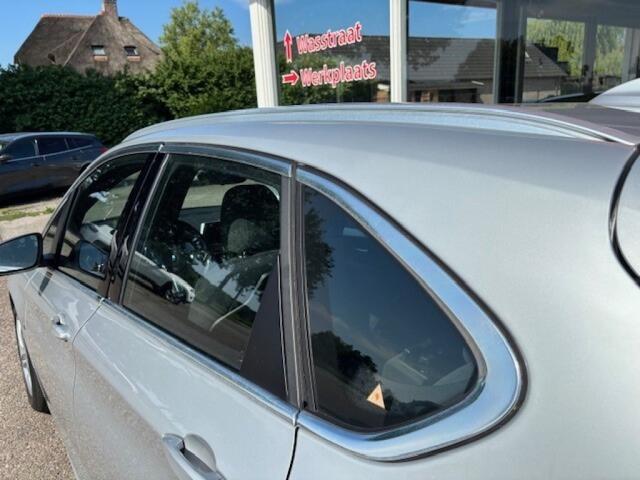 BMW 2-SERIE ACTIVE TOUR. 218i Executive M-pakket, Led, Navi, Clima, Cruise, El. a.klep